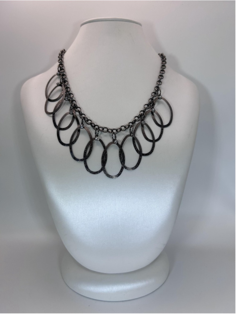 Necklace Silver Tone Oval Bib Statement Rhinestone Crystal Chain Lobster Clasp